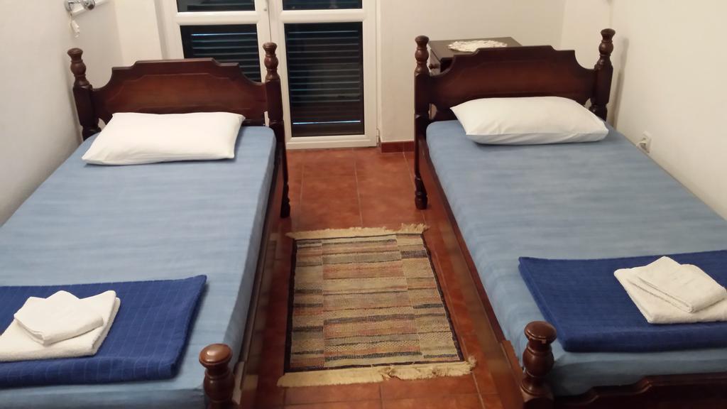 Apartmani Jasmina Kotor Eksteriør billede