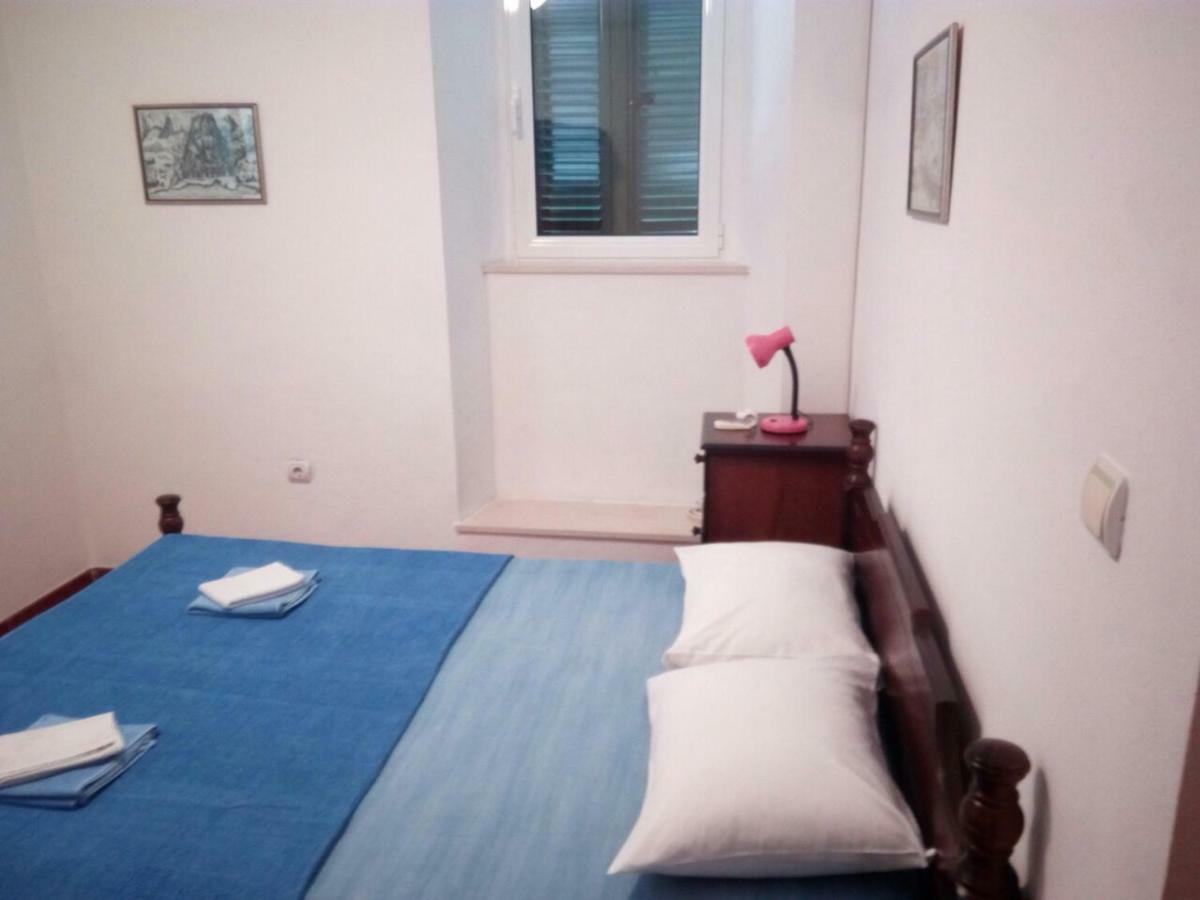 Apartmani Jasmina Kotor Eksteriør billede