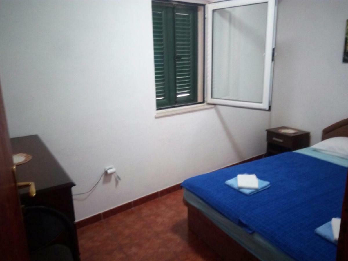 Apartmani Jasmina Kotor Eksteriør billede
