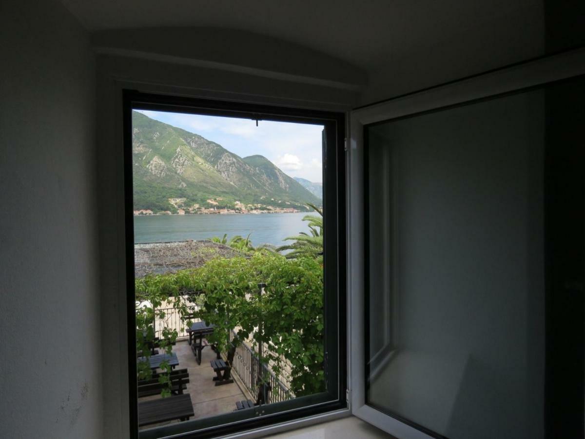 Apartmani Jasmina Kotor Eksteriør billede