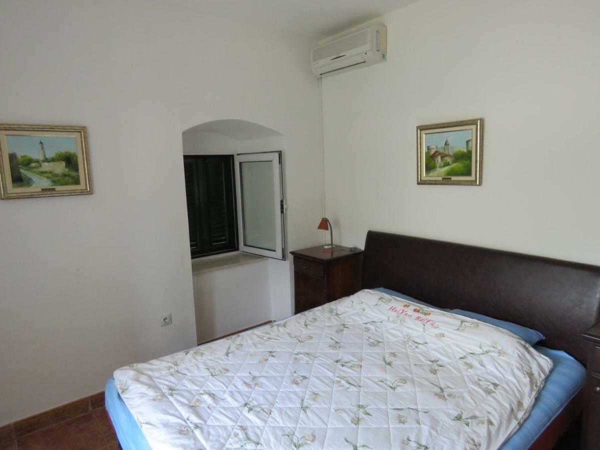Apartmani Jasmina Kotor Eksteriør billede
